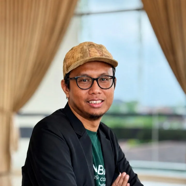 Ari Eko Prasethio, MBA — pendiri Semaya